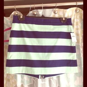 NWT Gap skirt w zipper back