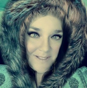 Meet your Posher, Mandy