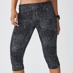 Fabletics Hamilton Crop Sweatpants