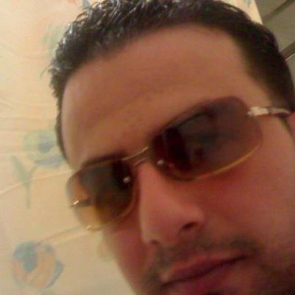 Meet your Posher, Fahed - Picture 1 of 1