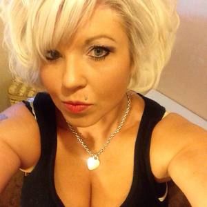 Meet your Posher, Marissa