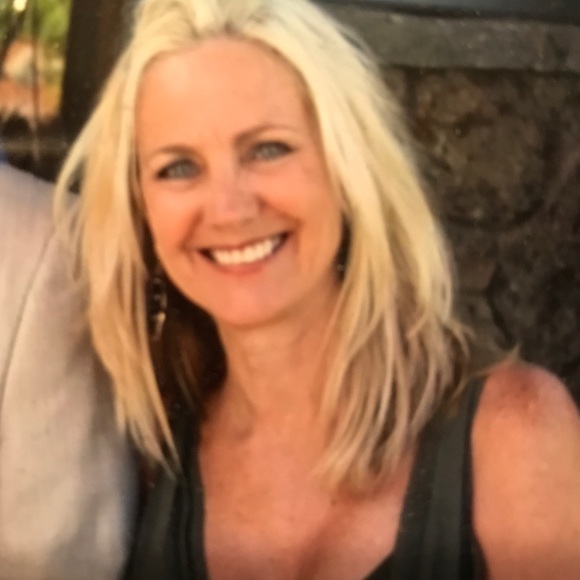 Meet your Posher, Karen - Picture 1 of 1