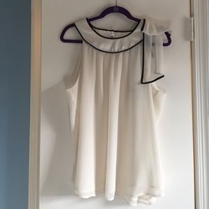 Gauzy Bow tie Blouse