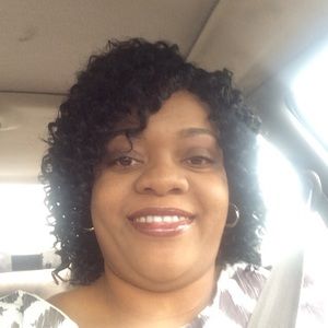 Meet your Posher, Cassandra