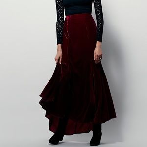 🌟Free People X Curtain Call Velvet Maxi Skirt✨🌙