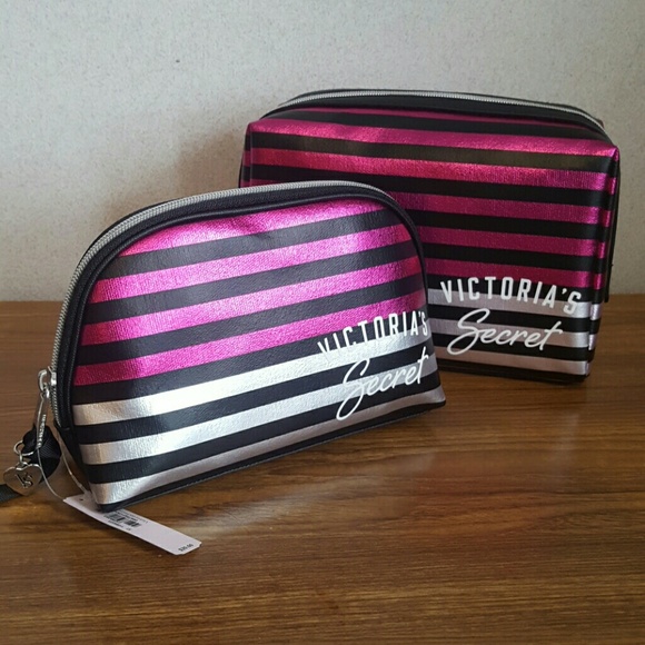 🎉NWT VS Makeup Bags