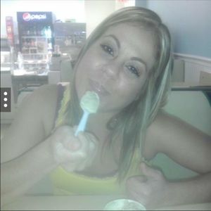 Meet your Posher, Elsa