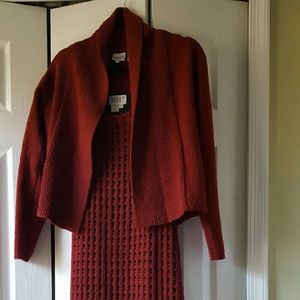 Small Crochet dress with Scrugg