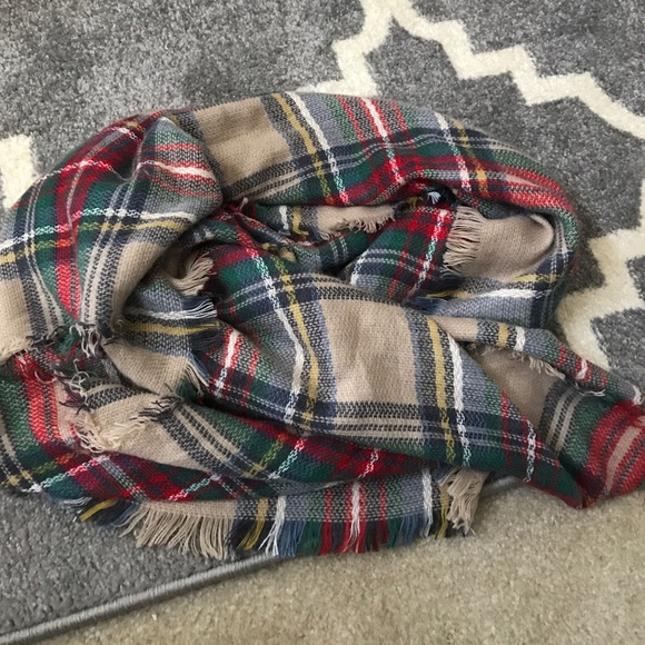 Plaid oversized blanket scarf