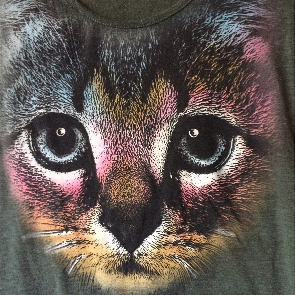 Cute Cat Tee - Picture 3 of 5