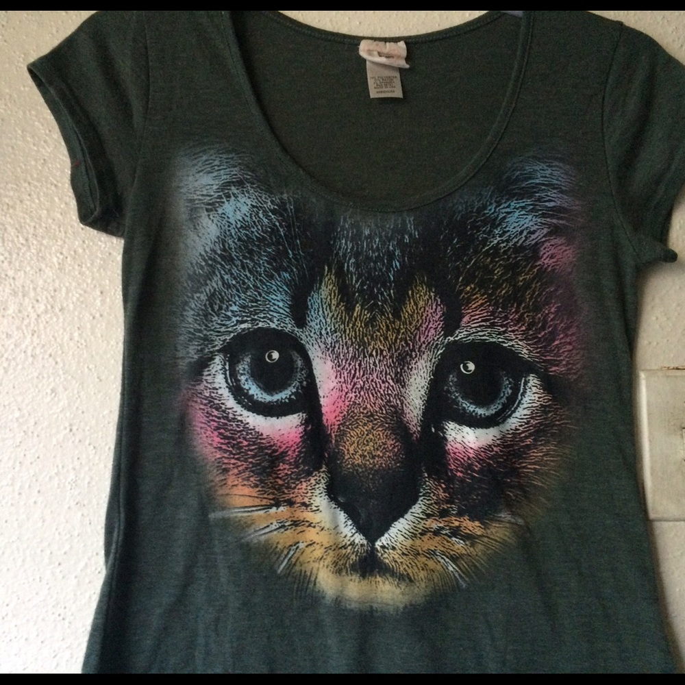 Cute Cat Tee - Picture 4 of 5