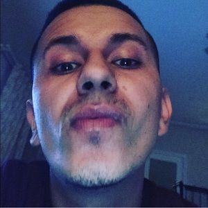 Meet your Posher, Jason