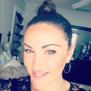 Meet your Posher, Caren