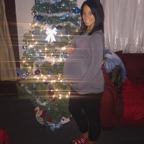 Meet your Posher, Michelle - Picture 2 of 2