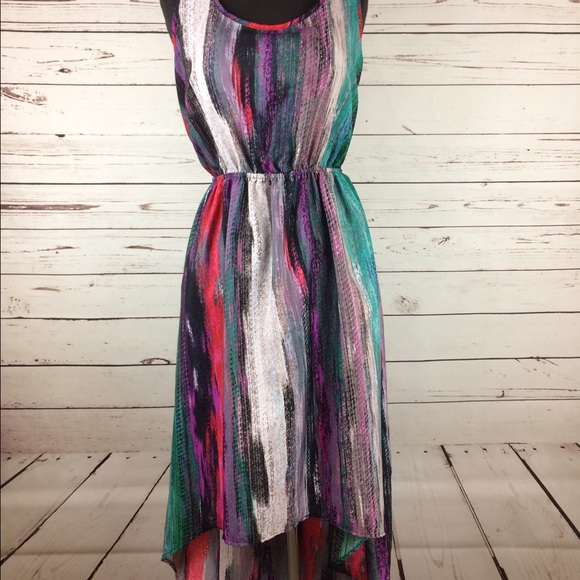 Super flattering high low dress!