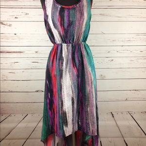 Super flattering high low dress!