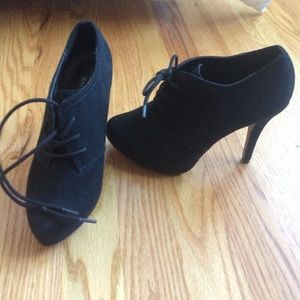 XAPPEAL heeled booties