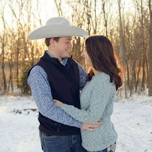 Meet your Posher, Bailey