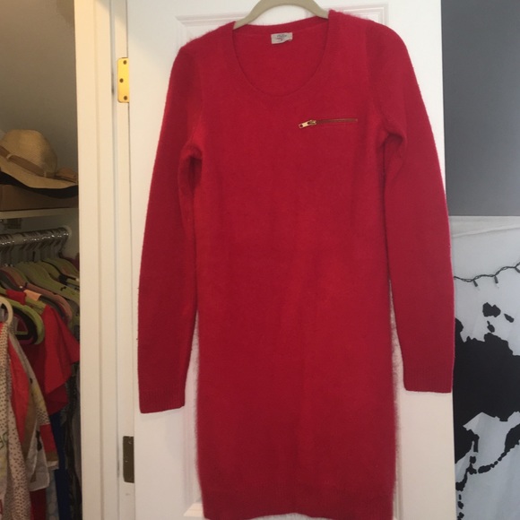 Beautiful Red Sweater Dress - Picture 1 of 5