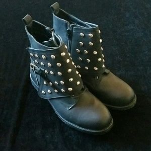 Women's boots