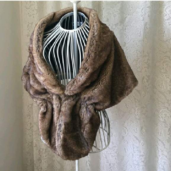 Faux fur stole