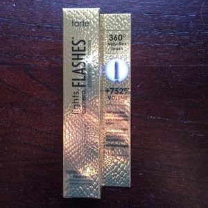 Tarte 'lights camera flashes' statement mascara