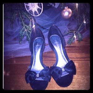 ALDO Silk Bow Jewel Heels
