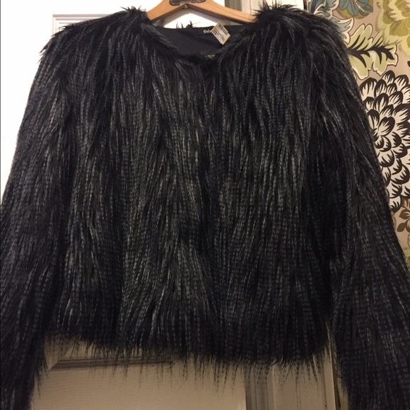 Dolce Cabo, Faux Fur, size large