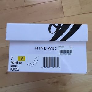 Nine West NIB Size 7 black pumps!