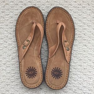 UGG flip flops