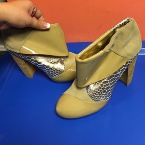 Matt Bernson Social Project Heels