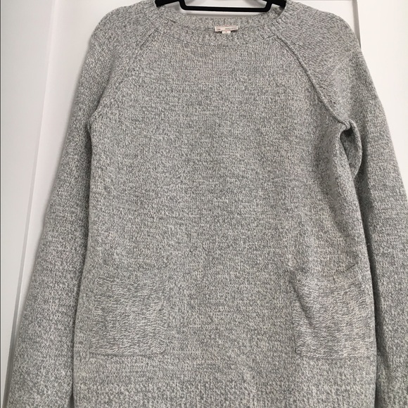 Heather gray, sweater with double front pockets
