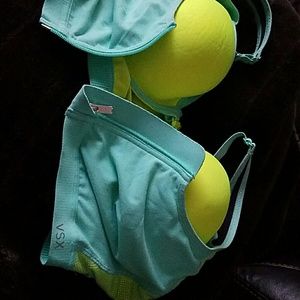 Victoria Secrets Sports Bra