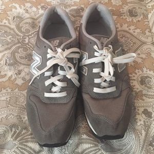 New Balance Sneakers