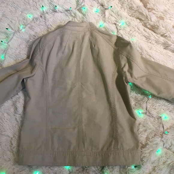 Tan Jacket from Rubbish - Picture 2 of 4