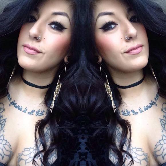 Meet your Posher, Yildiz - Picture 1 of 1