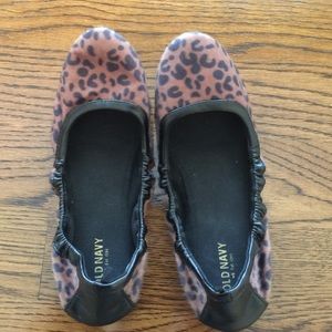 Brand new Old Navy cheetah flats