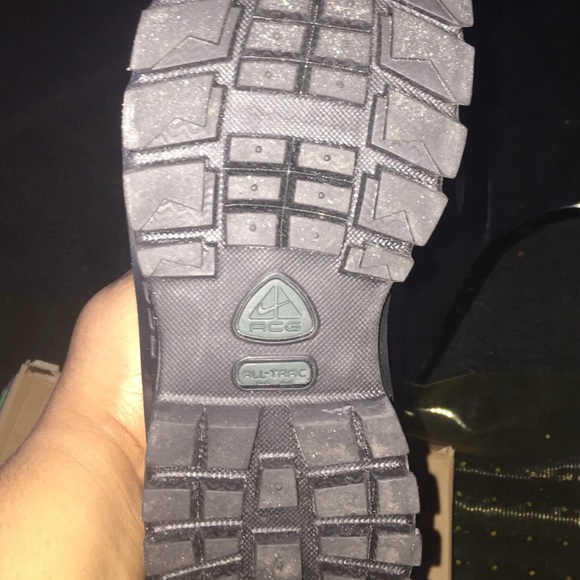 Nike ACG - Picture 2 of 3