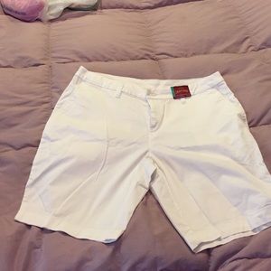 Chino Bermuda Shorts - White
