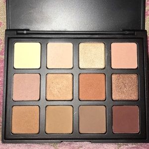 Morphe 12NB Pallet