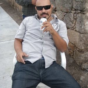 Meet your Posher, Alvaro