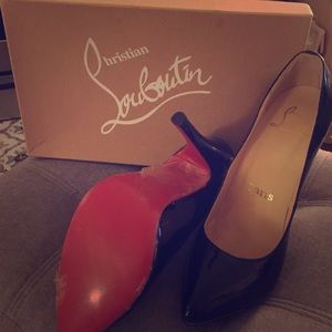 Christian Louboutin décolleté 554