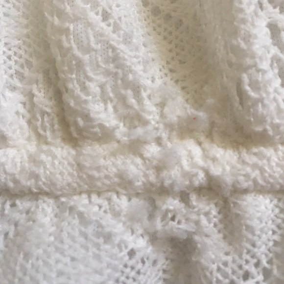 Beautiful white laced detailed ๐ dress! ๐ฃ๐๐ - Picture 4 of 4
