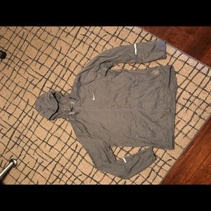 Nike men's lightweight running jacket