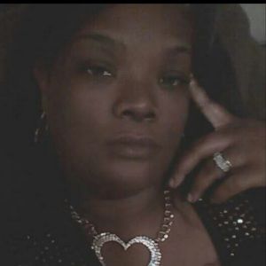 Meet your Posher, Carlyeunda