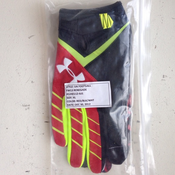 Under Armour Other Mens Nwot Ua Football Gloves Poshmark