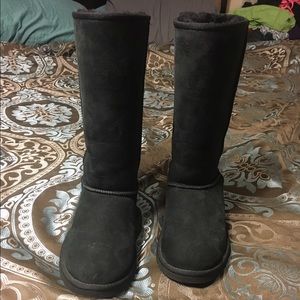 Classic tall black size 6 ugg boots