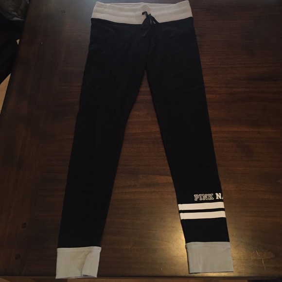 PINK Leggings