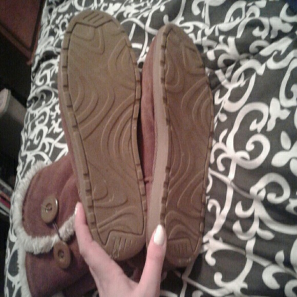 Boots - Picture 3 of 3