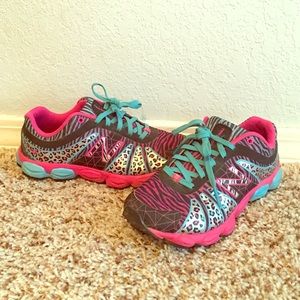 Girls New Balance Sneaker